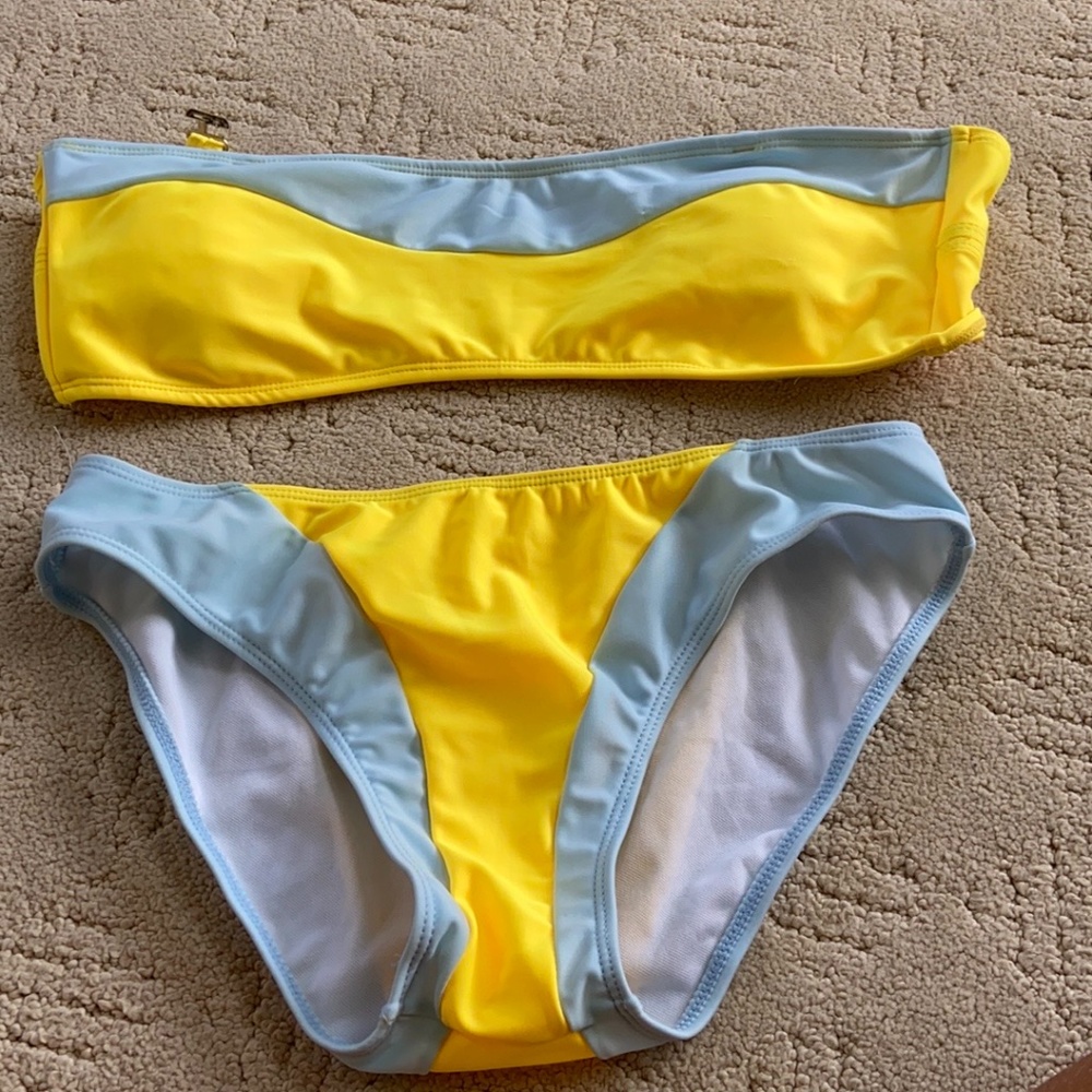 NWOT Yellow and Blue Bikini